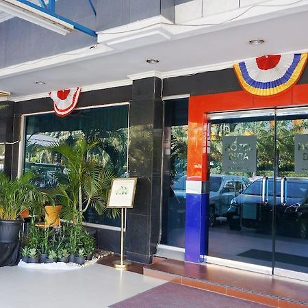 Hotel Duta Palembang Exterior foto