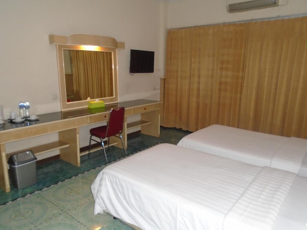 Hotel Duta Palembang Exterior foto
